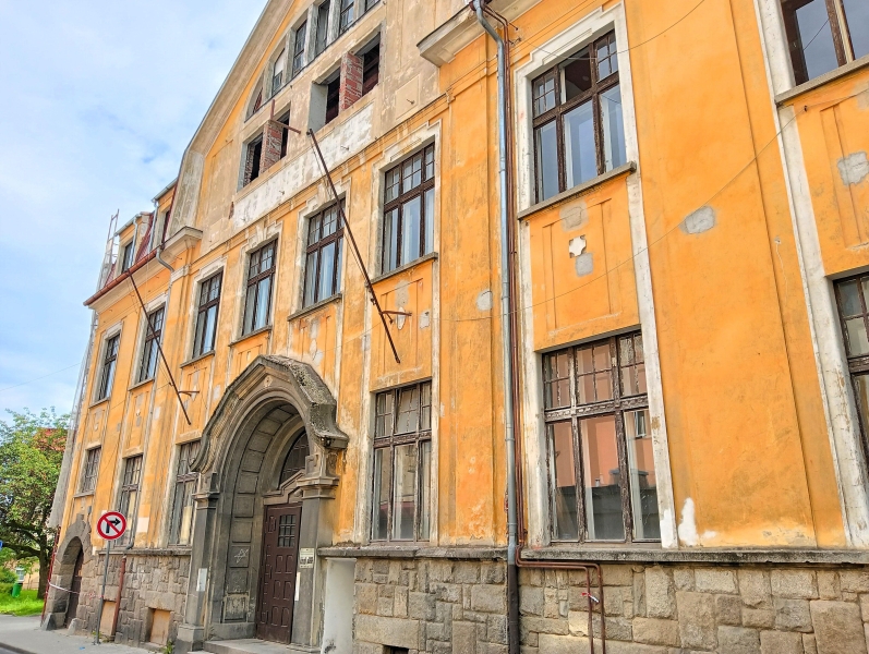 Image 11
