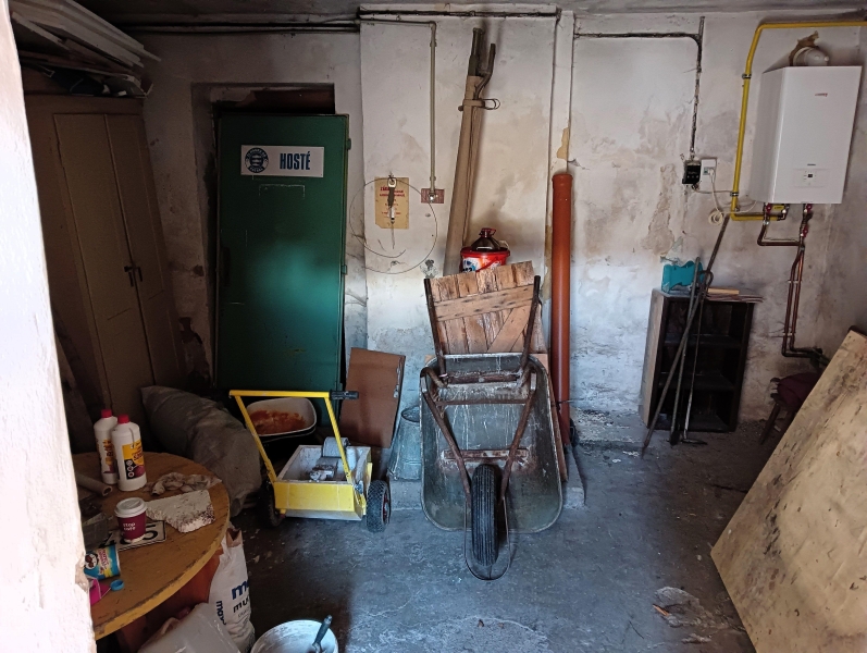 Image 7