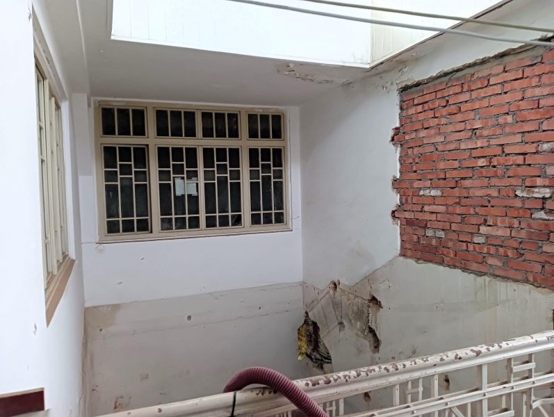Image 10