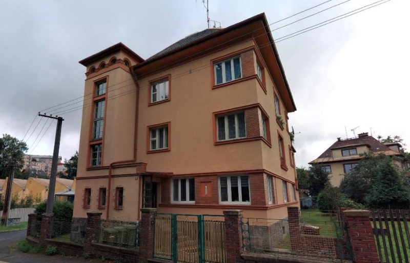 Image 4